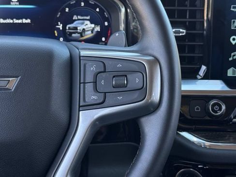 Used 2023 Chevrolet Silverado 1500 LT Trail Boss w/ Convenience Package II AWD/4WD image 16