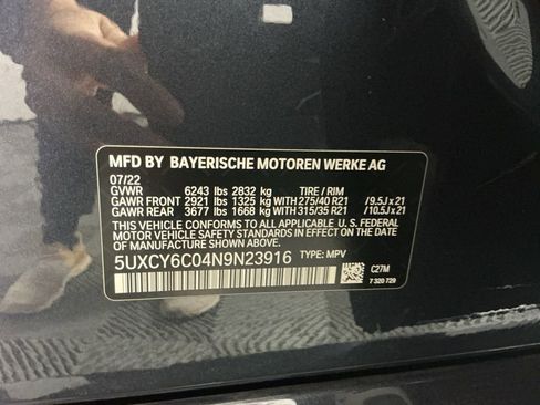 Used 2022 BMW X6 xDrive40i w/ Executive Package image 33