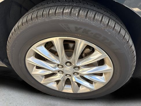 Used 2019 Buick Enclave Premium w/ Experience Buick Package AWD/4WD image 17