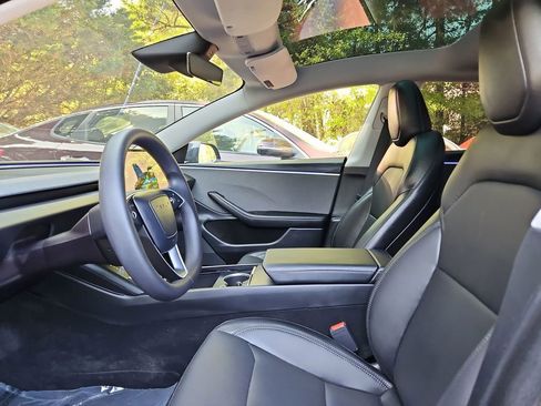 Used 2024 Tesla Model 3 Long Range RWD image 22