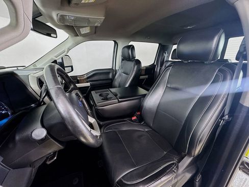 Used 2019 Ford F250 Lariat w/ Lariat Value Package image 12