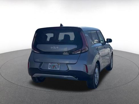 Used 2025 Kia Soul LX w/ LX Technology Package image 14