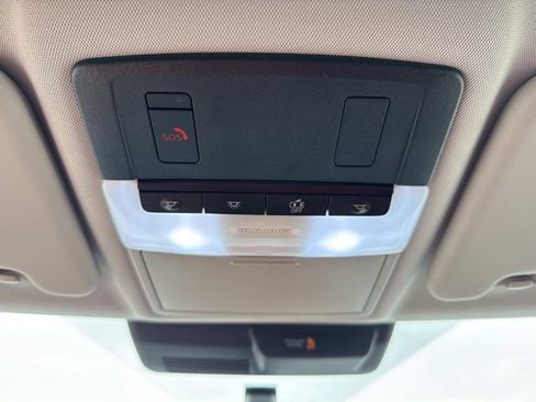 Used 2022 Mitsubishi Outlander SE image 40