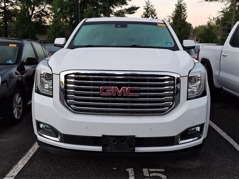 Used 2018 GMC Yukon SLT w/ Premium Edition AWD/4WD image 3