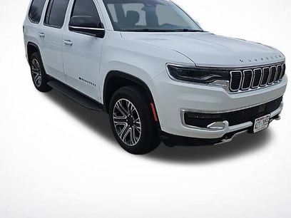 Used 2024 Jeep Wagoneer Series II w/ Rear Seat Video Group 1