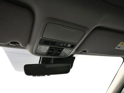 Used 2022 Honda Pilot Touring image 29