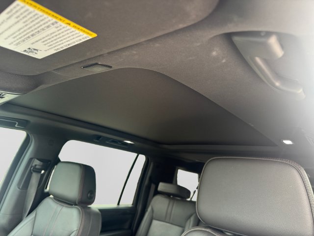 Certified 2023 Chevrolet Suburban RST w/ Luxury Package RWD image 12