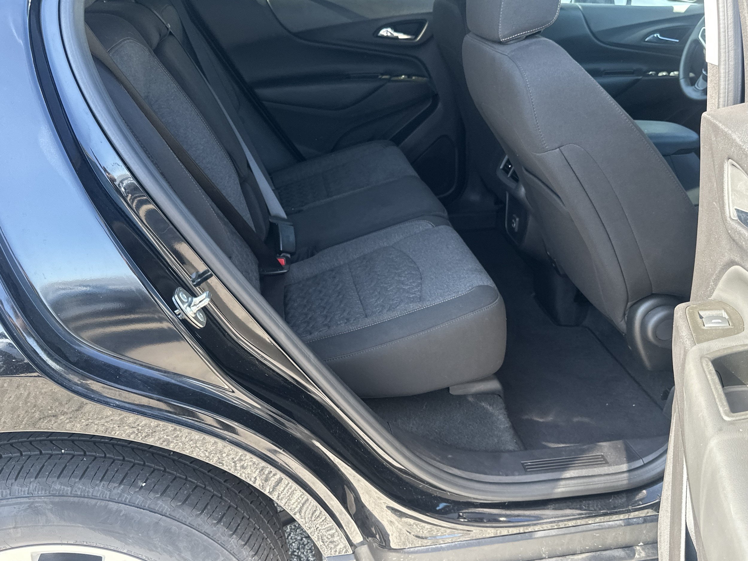 Used 2024 Chevrolet Equinox LT AWD/4WD image 15