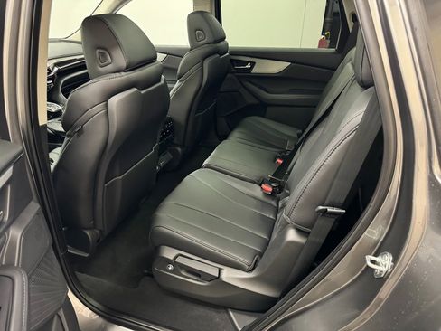 New 2026 Acura MDX SH-AWD image 31