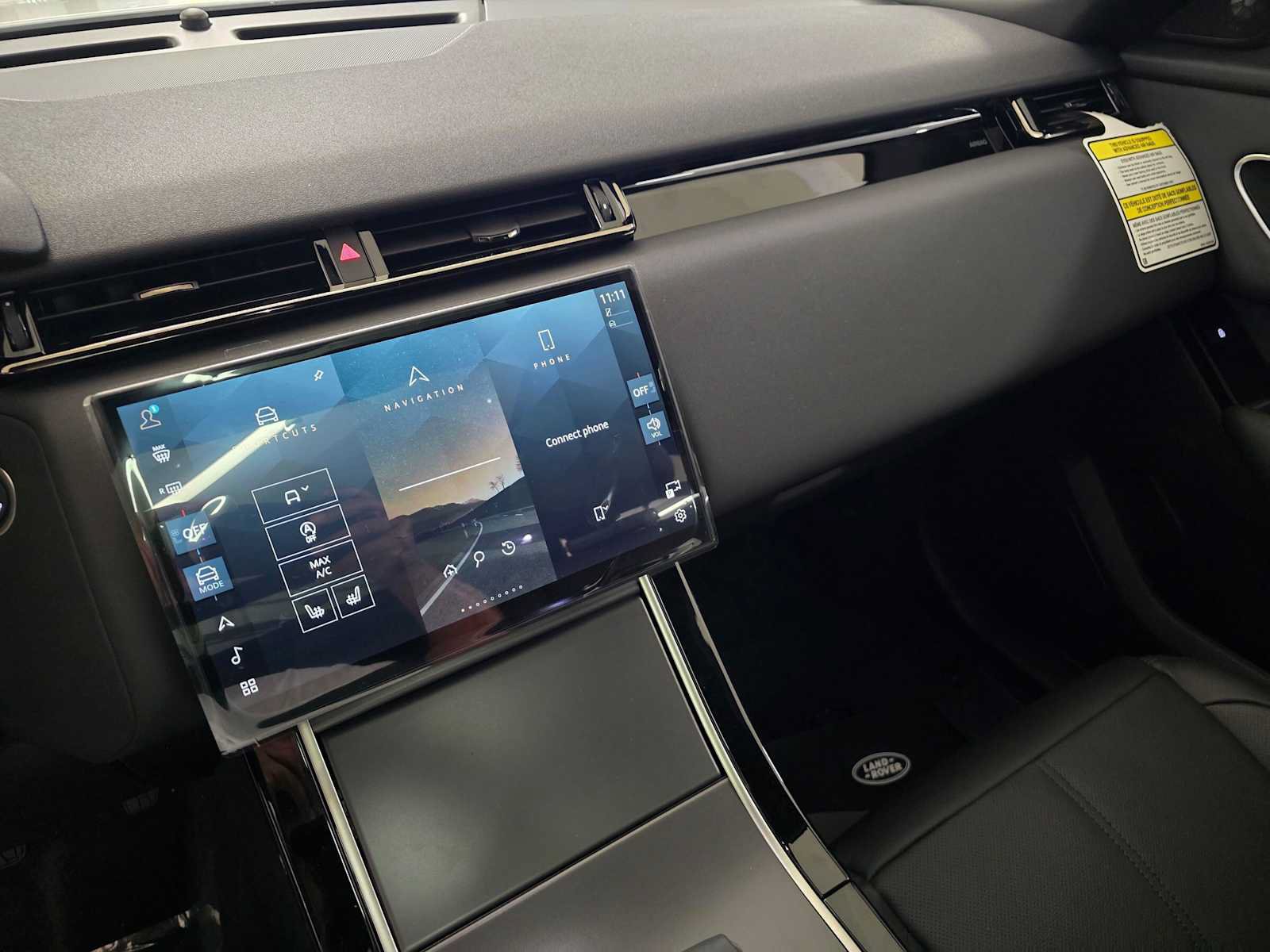 New 2026 Land Rover Range Rover Velar S AWD/4WD image 26