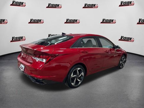 Used 2022 Hyundai Elantra Limited image 5