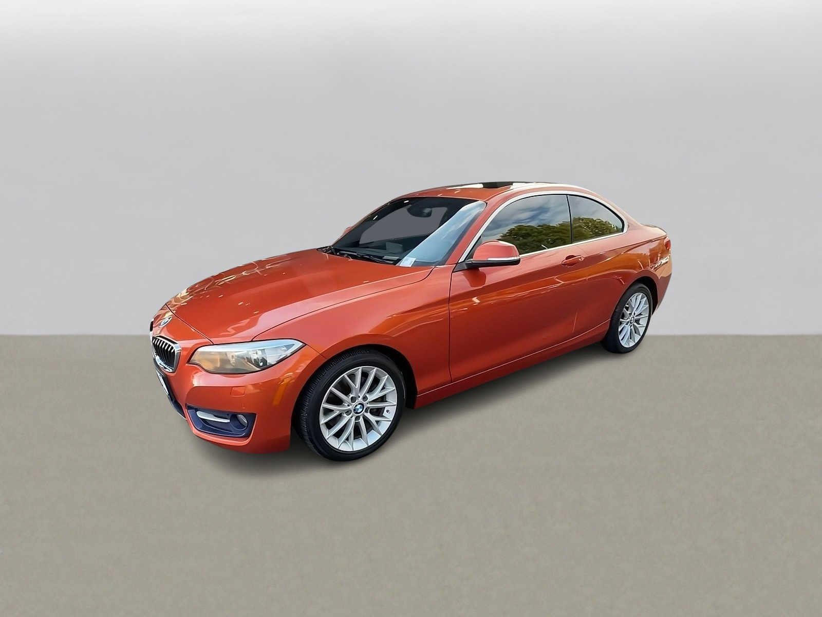 Used 2016 BMW 228i xDrive Coupe AWD/4WD image 4