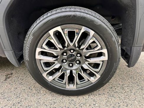 Used 2023 GMC Sierra 1500 Denali Ultimate AWD/4WD image 13