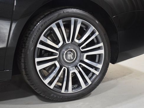 Certified 2024 Rolls-Royce Ghost image 18