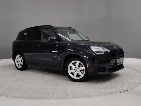 Used 2025 MINI Cooper Countryman S w/ Comfort Package Max image 29