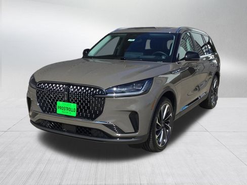 New 2026 Lincoln Aviator Reserve AWD/4WD image 2