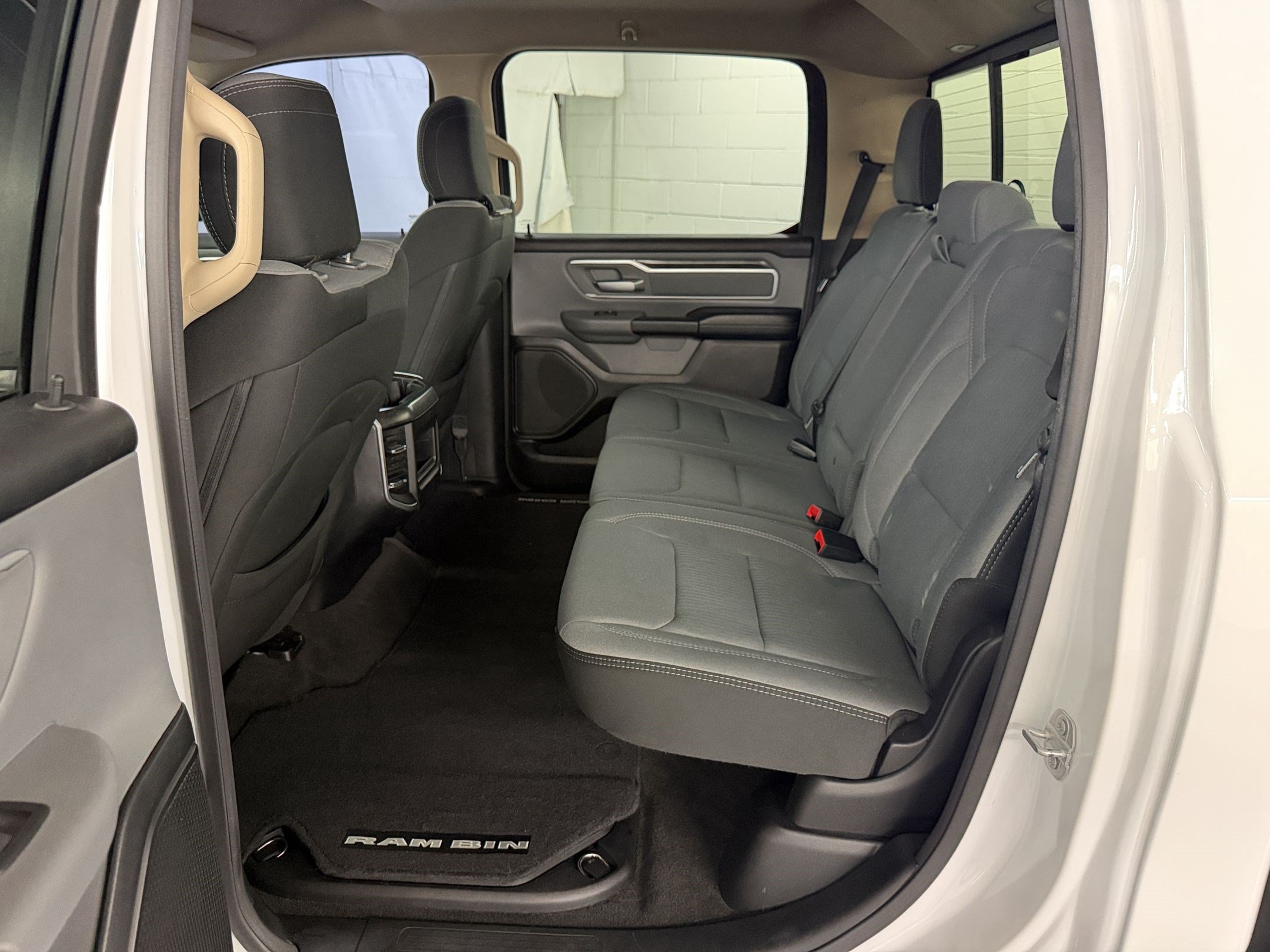 Used 2020 RAM 1500 Big Horn RWD image 22