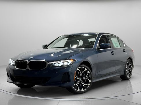 New 2026 BMW 330i xDrive Sedan w/ Premium Package image 2