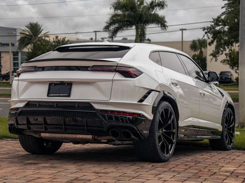 Used 2024 Lamborghini Urus S AWD/4WD image 6