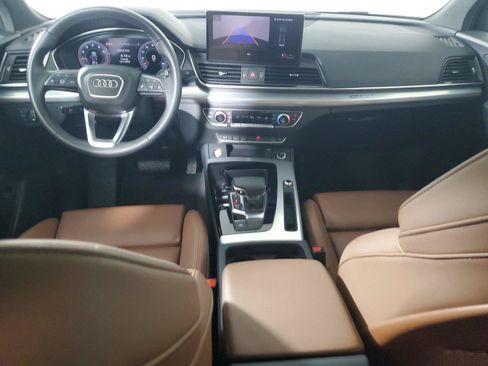 Used 2025 Audi Q5 2.0T Premium AWD/4WD image 16