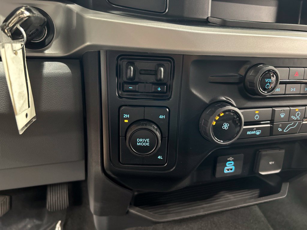 New 2026 Ford F350 XL w/ STX Appearance Package AWD/4WD image 17