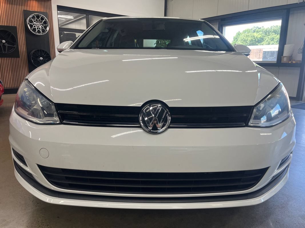 Used 2015 Volkswagen Golf S FWD image 22