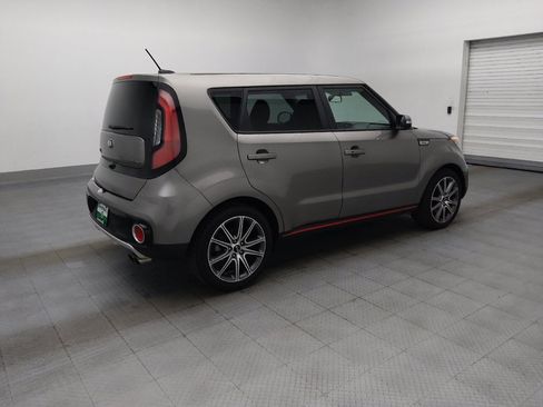 Used 2019 Kia Soul ! FWD image 10