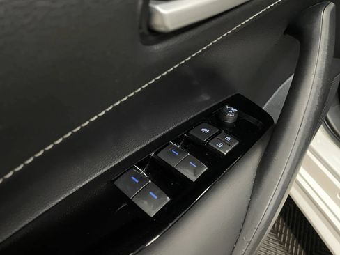 Used 2022 Toyota Corolla SE FWD image 26