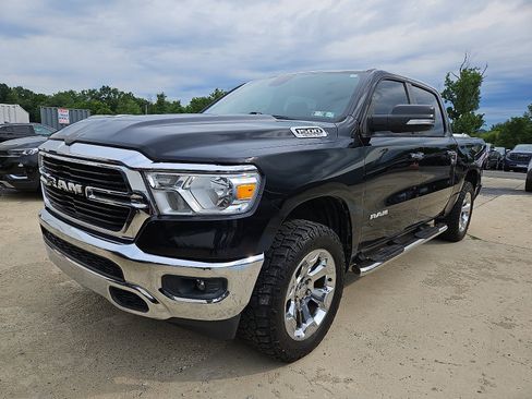 Used 2019 RAM 1500 Big Horn AWD/4WD image 3