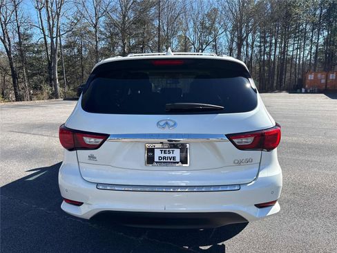 Used 2017 INFINITI QX60 AWD w/ Premium Plus Package image 6