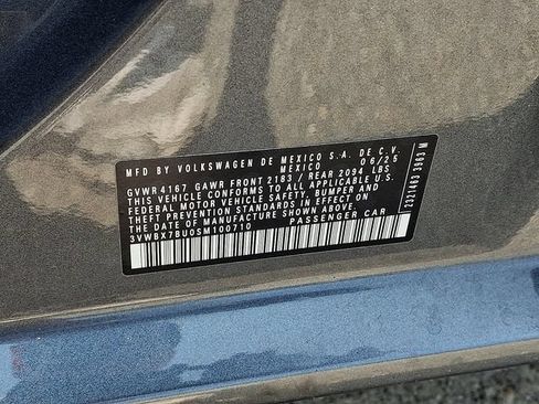 Used 2025 Volkswagen Jetta Sport FWD image 28