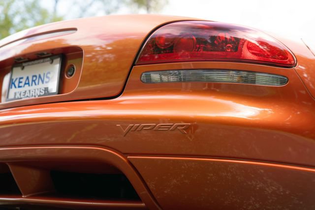 Used 2005 Dodge Viper SRT-10 w/ Copperhead Edition Group RWD image 44