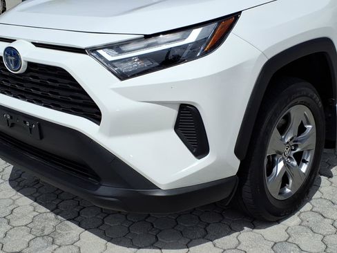 Used 2023 Toyota RAV4 LE AWD/4WD image 17