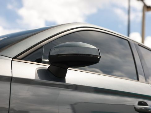 Used 2018 Audi A3 2.0T Premium w/ Convenience Package image 41