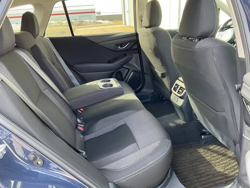 Used 2025 Subaru Outback Premium AWD/4WD image 20