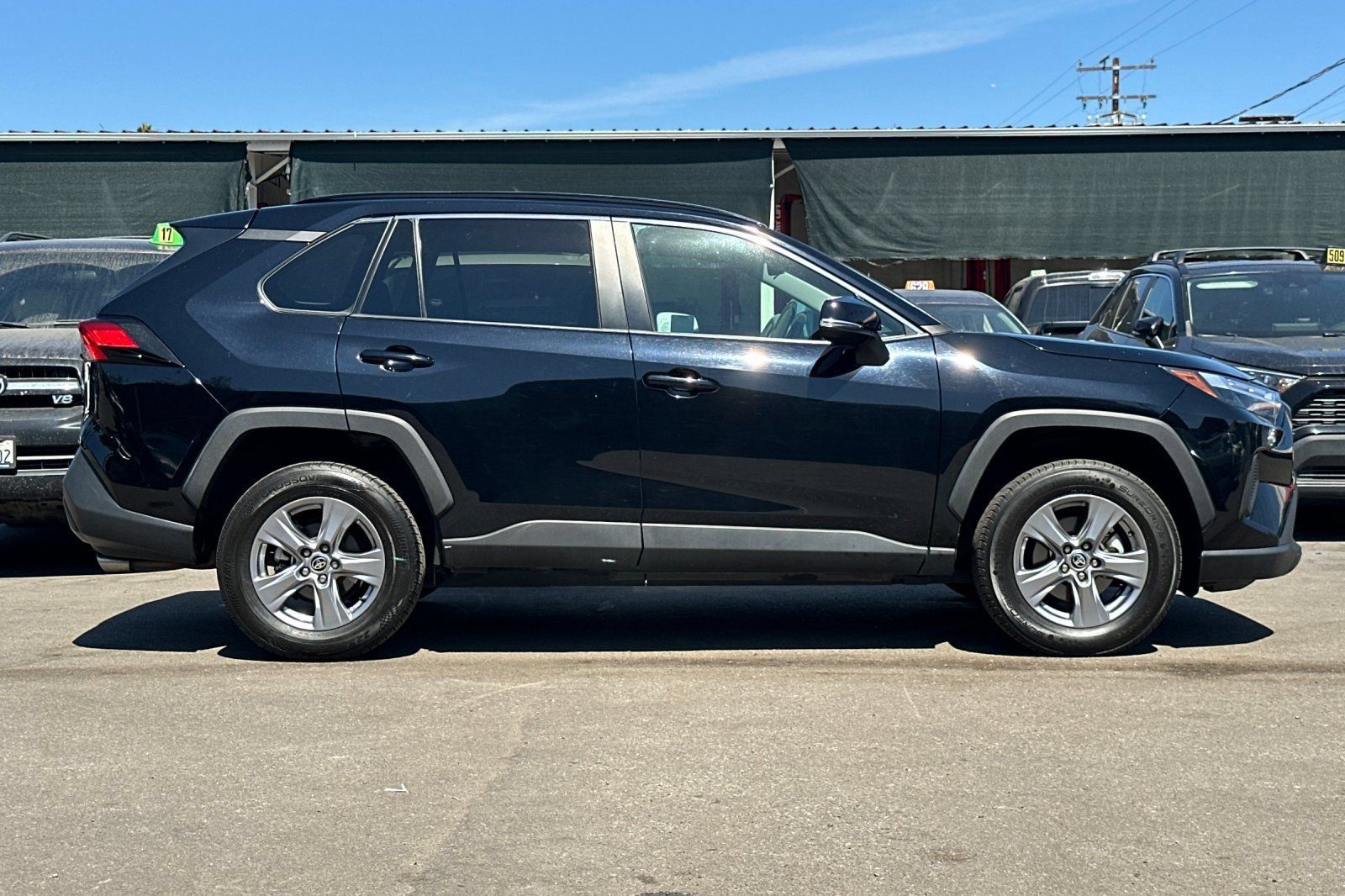 Used 2024 Toyota RAV4 XLE FWD image 3