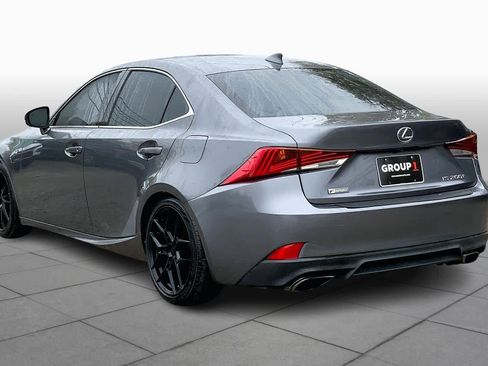 Used 2017 Lexus IS 200t F Sport image 11