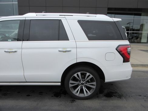 Used 2021 Ford Expedition Platinum AWD/4WD image 5