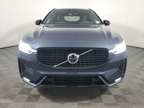 Certified 2025 Volvo XC60 B5 Plus AWD/4WD image 2