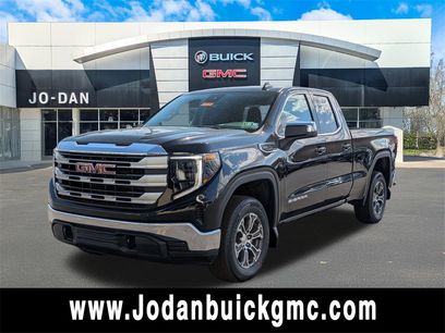 New 2025 GMC Sierra 1500 SLE w/ Preferred Package