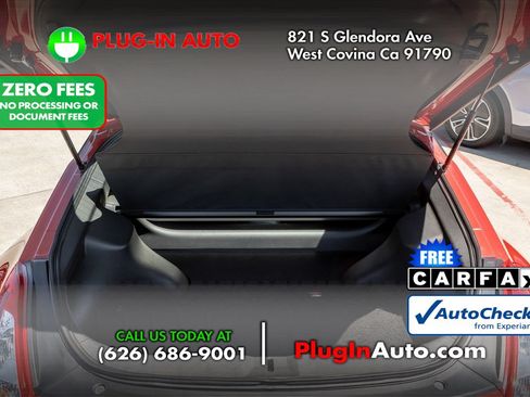Used 2009 Nissan 370Z Touring RWD image 8