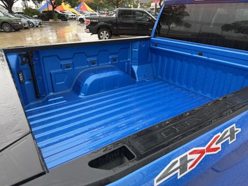 Used 2025 Chevrolet Silverado 1500 LT AWD/4WD image 10