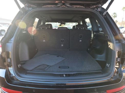 New 2025 Jeep Grand Cherokee Limited image 32