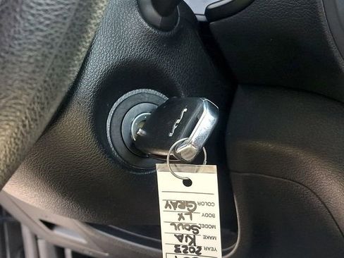 Used 2023 Kia Soul LX w/ LX Technology Package FWD image 23