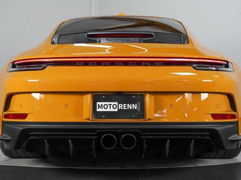 Used 2022 Porsche 911 GT3 RWD image 16