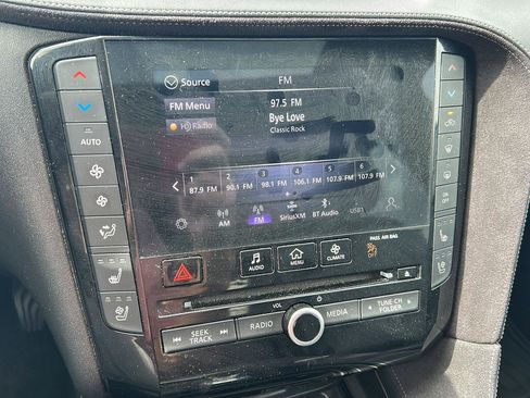 Used 2020 INFINITI QX50 Essential AWD/4WD image 8