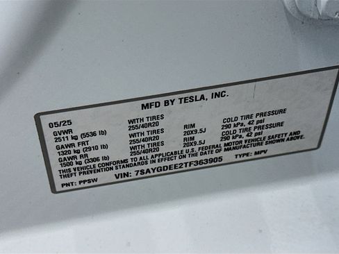 Used 2026 Tesla Model Y Long Range image 12