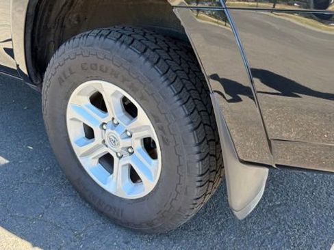 Used 2023 Toyota 4Runner SR5 image 10