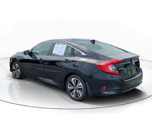 Used 2017 Honda Civic EX-L image 4