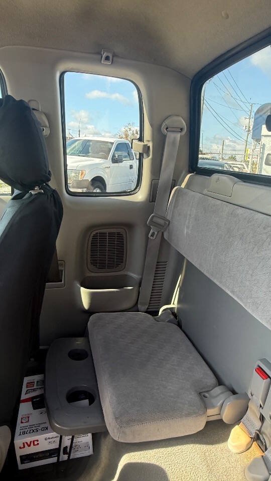 Used 2003 Toyota Tacoma PreRunner RWD image 37